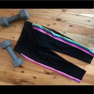 *Never worn* GAP Fit Capris Workout Leggings